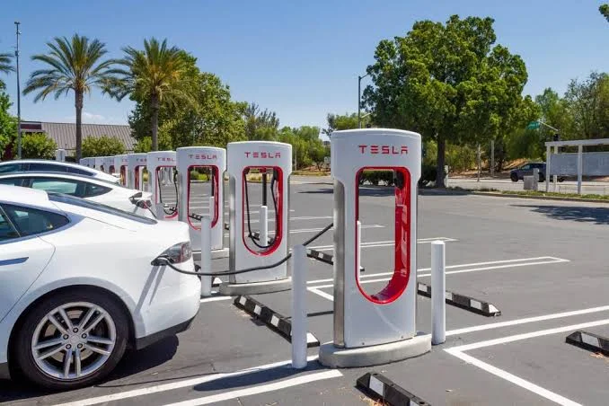 Tesla Supercharger Şarj Süreleri