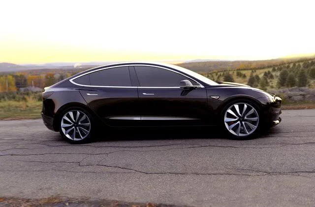 Tesla Yazılım Güncellemeleri