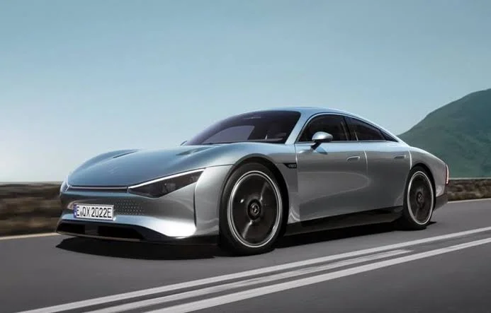 Mercedes Tek Şarjla 1000 Kilometre Menzilli Modelini Tanıttı