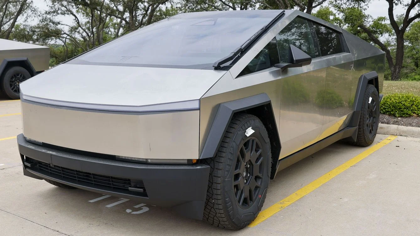 Tesla Cybertruck Rezervasyonları Çılgın Sayılara Ulaştı!