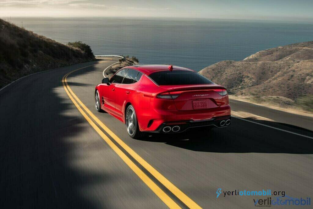 2022 Kia Stinger özellikleri neler? Kia Stinger tasarımı ve iç mekan dizaynı nasıl? Teknik detayları neler?