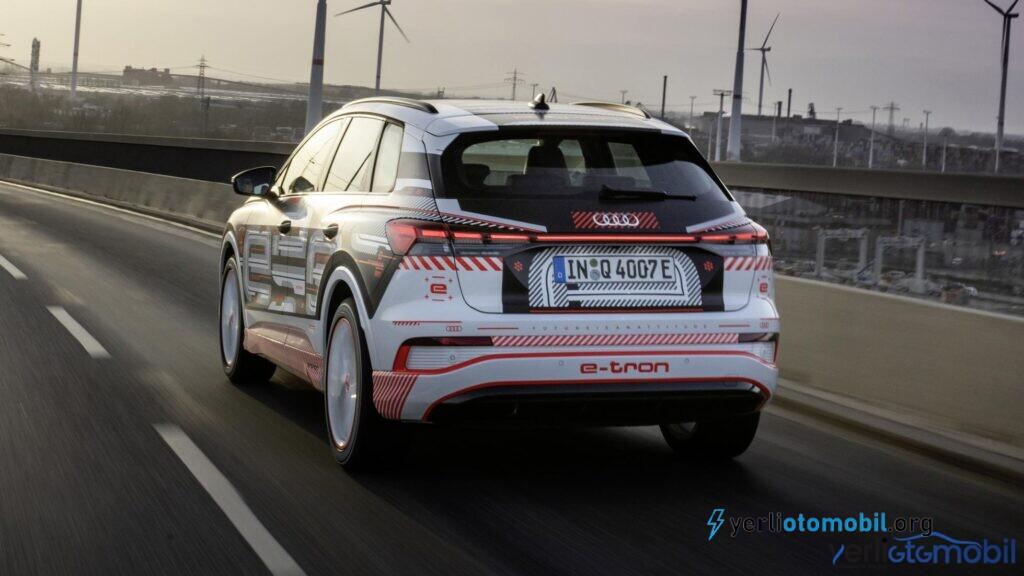 Yeni Audi Q4 e-tron SUV'un içine bakın