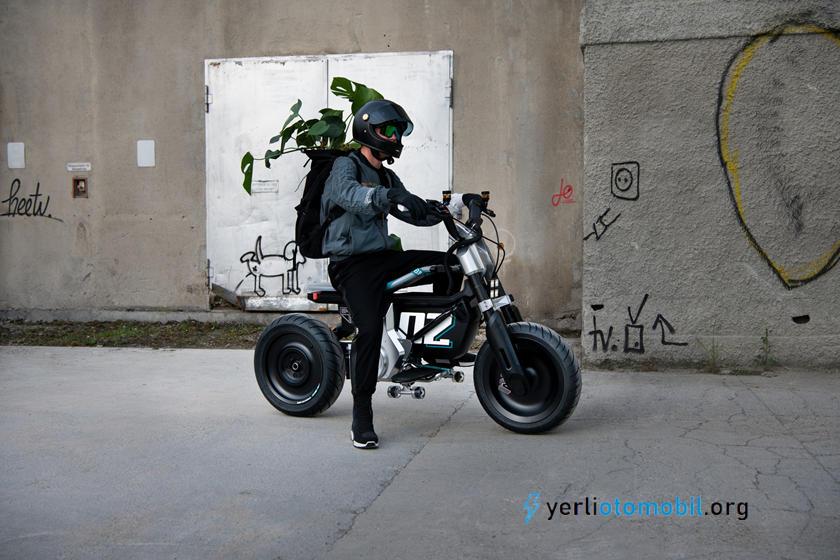 BMW Elektrikli Scooter Konsepti Sundu!